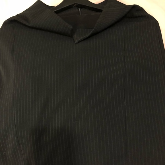 Express pencil skirt ! - Picture 3 of 4